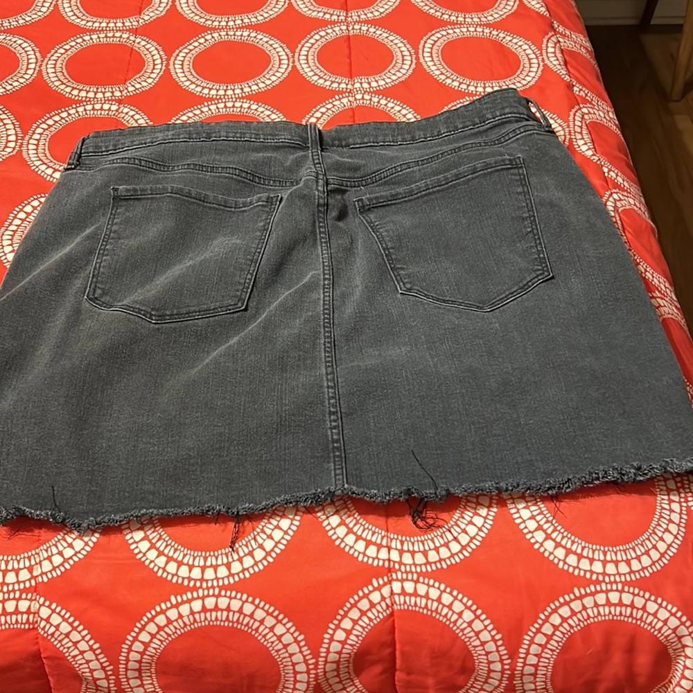 Black Denim Skirt - Picture 4 of 5
